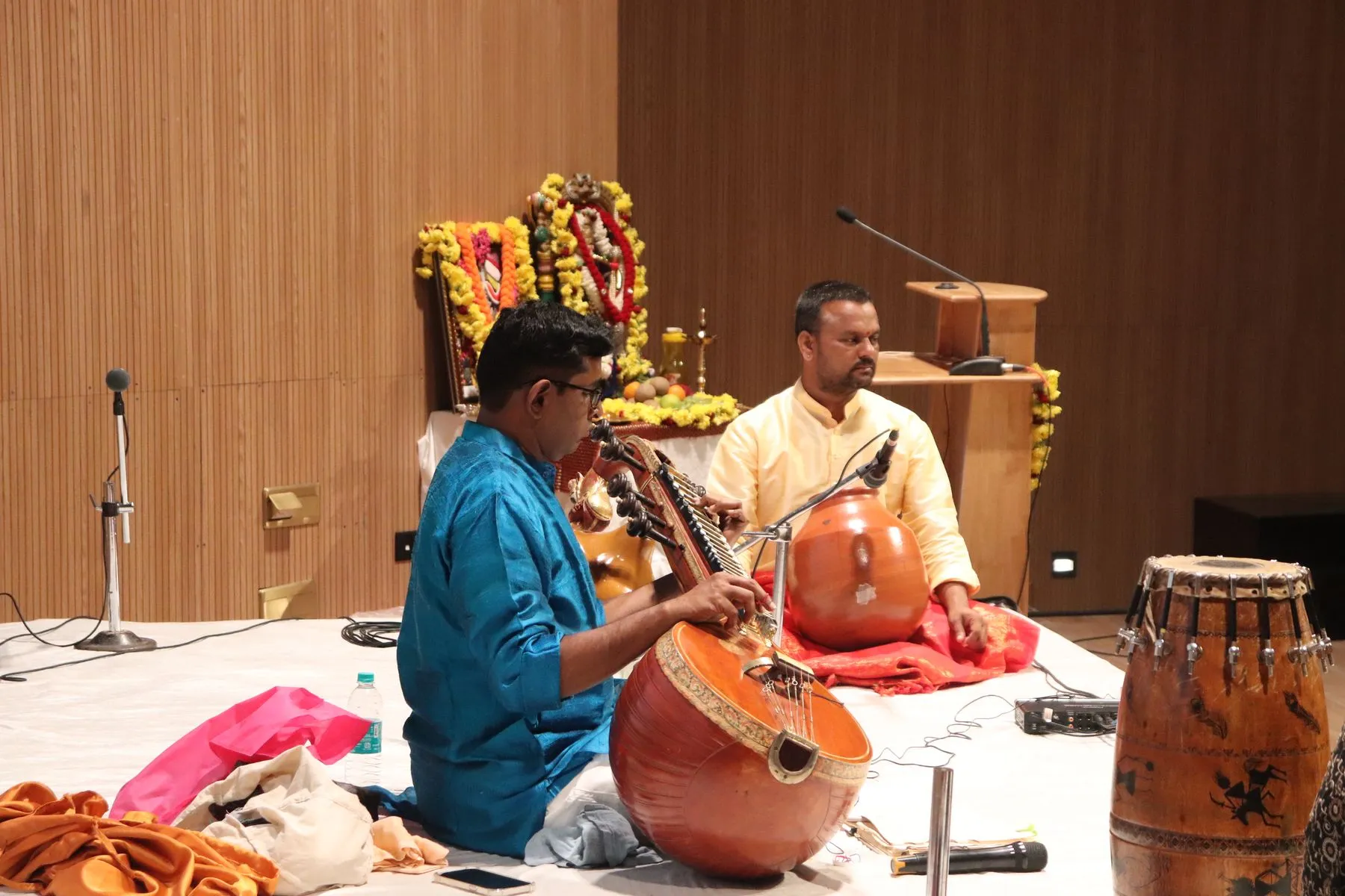 A concert at VTP V