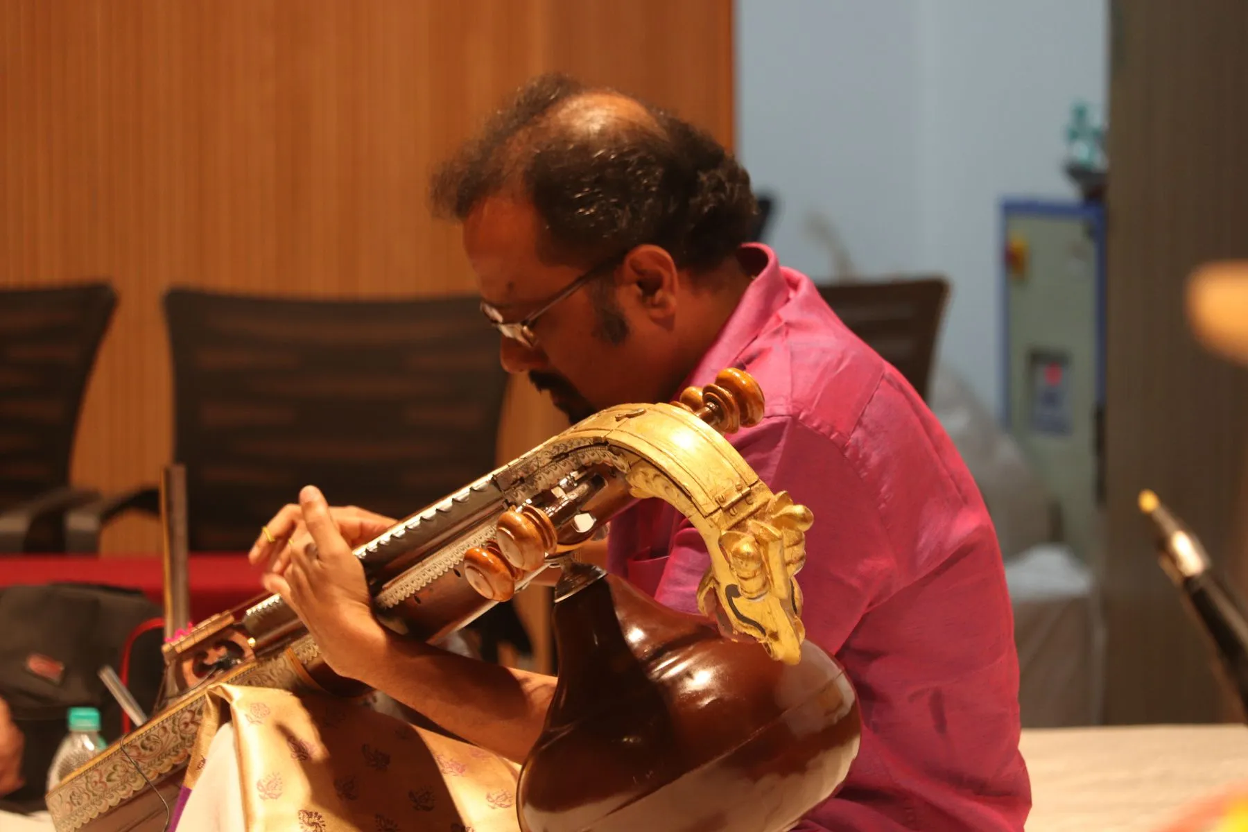 Vainika close