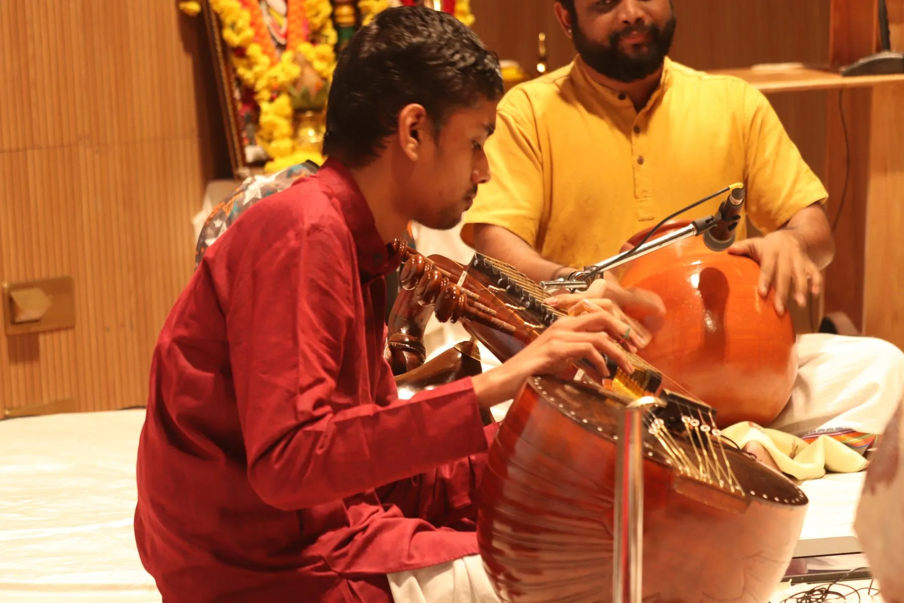 Ghatam artist