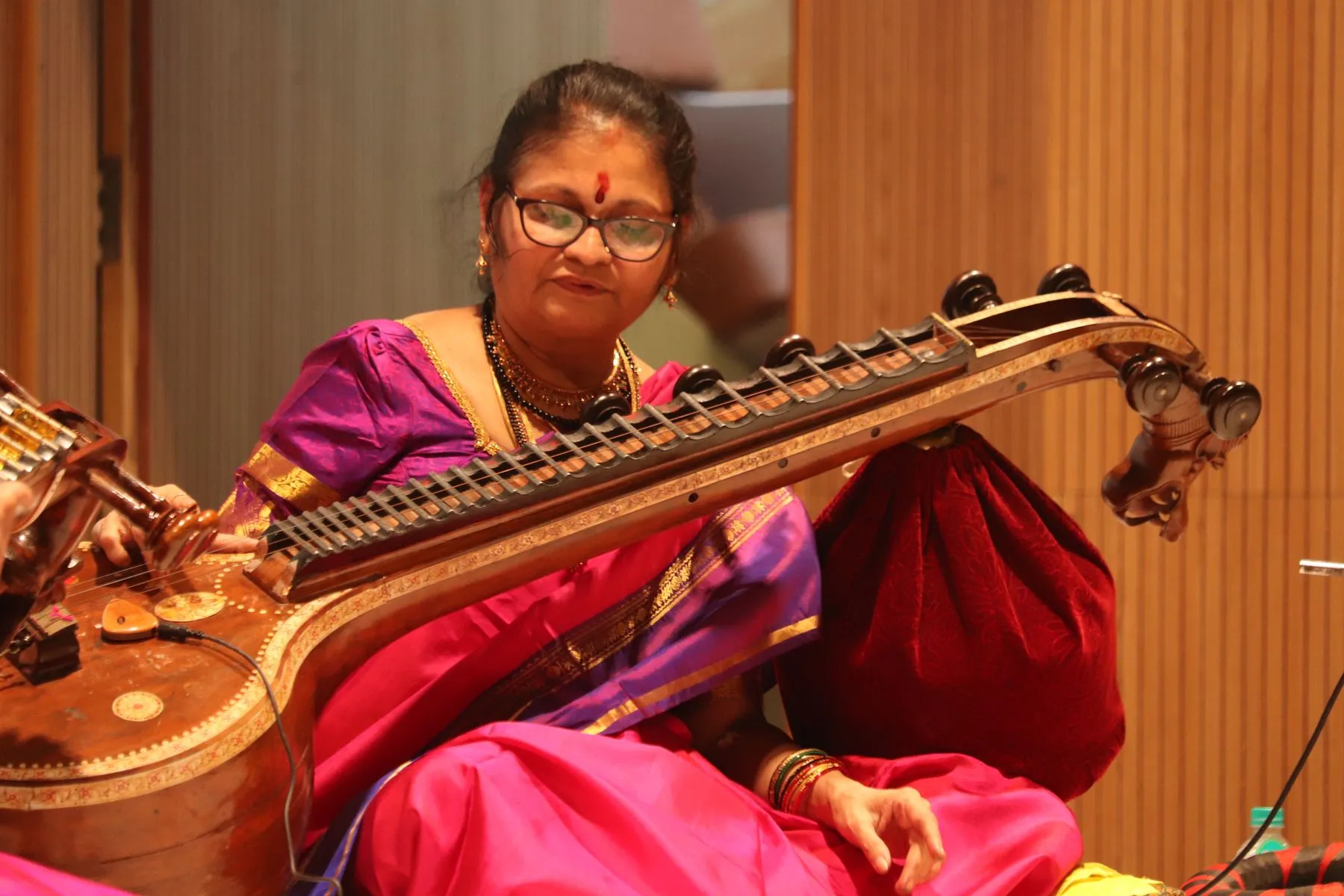 Vainika close